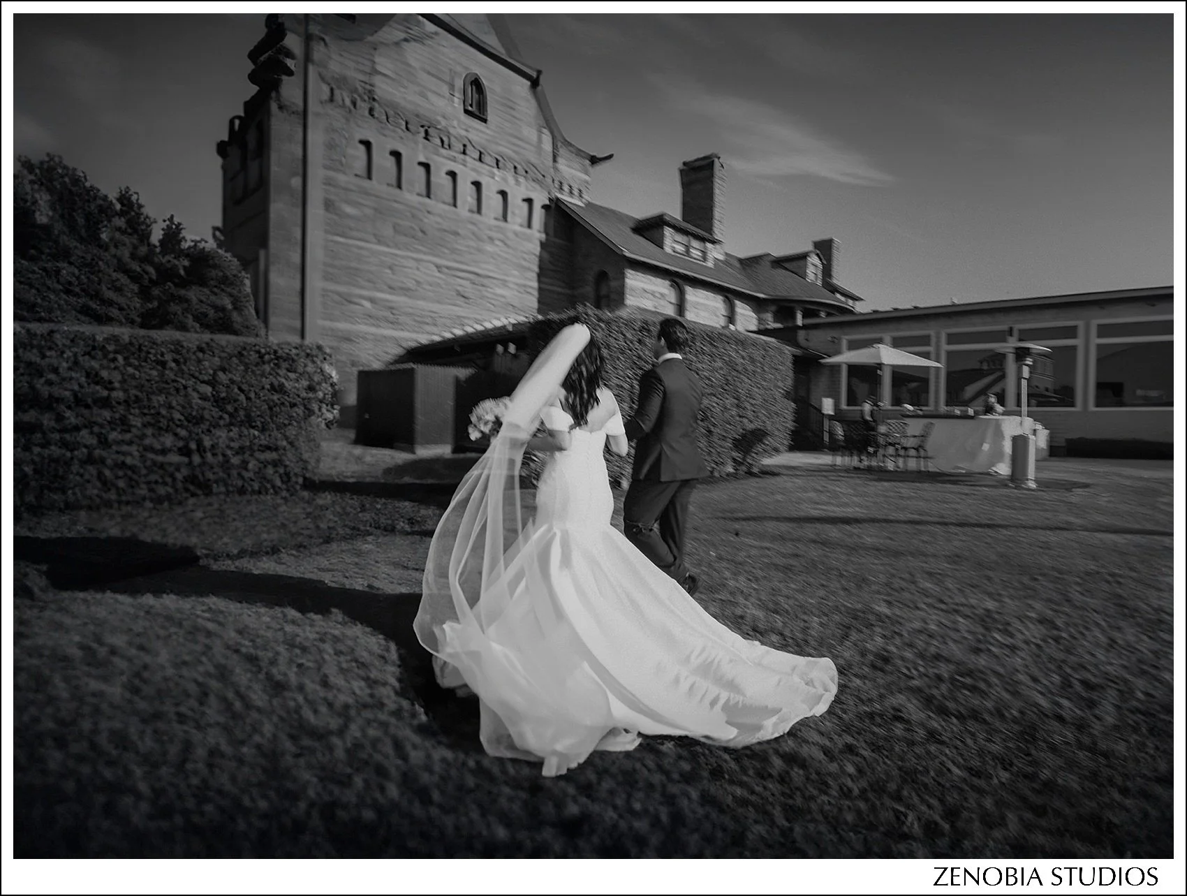 oceancliff-ceremony-decor-newport-ri-Edit copy_oceancliff-mansion-newport-ri-weddings.jpg