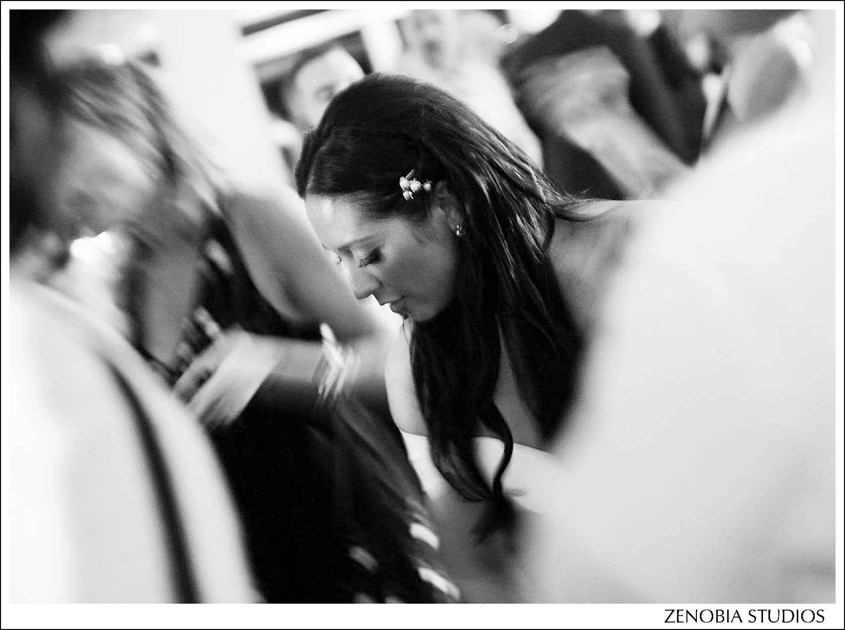 q9ZfJ521855062x_oceancliff-mansion-newport-ri-weddings.jpg
