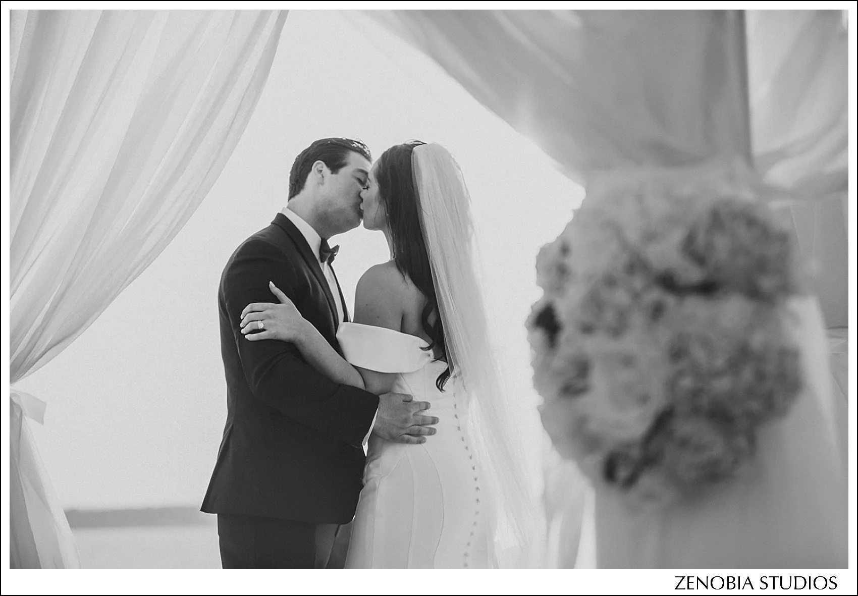 TDHcP521818215x_oceancliff-mansion-newport-ri-weddings.jpg