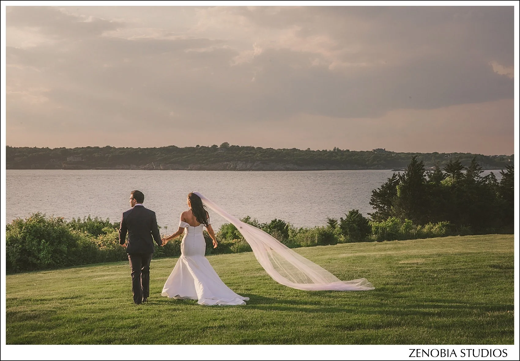 vN77h521849277x_oceancliff-mansion-newport-ri-weddings.jpg