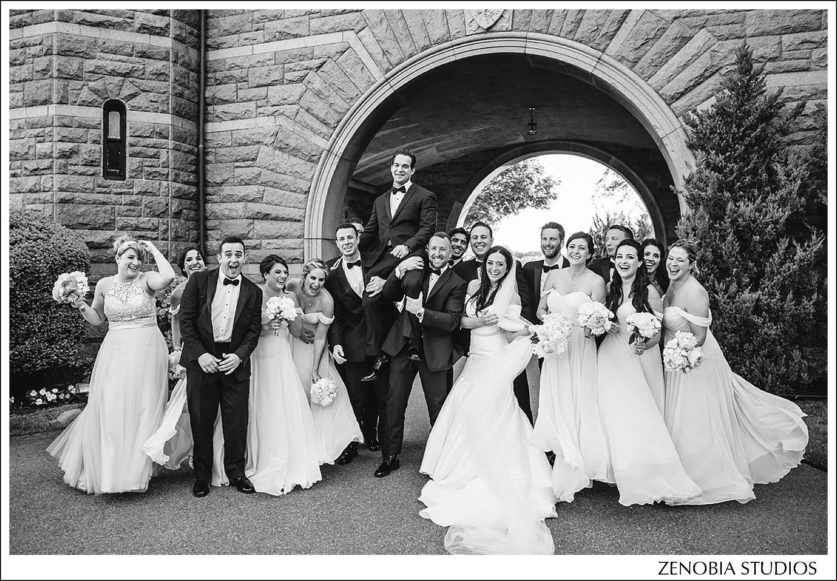 wgCbW521847524x_oceancliff-mansion-newport-ri-weddings.jpg
