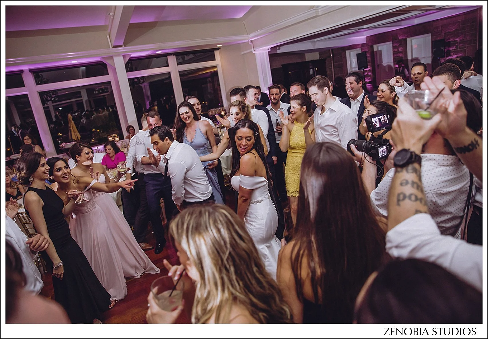 Xq046521863352x_oceancliff-mansion-newport-ri-weddings.jpg