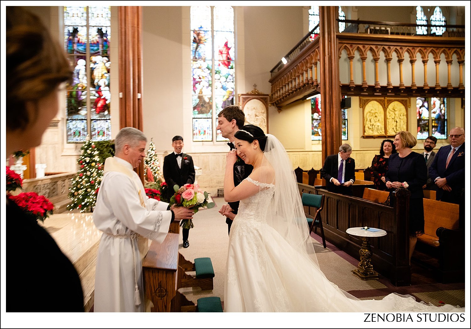 12290577_websize_Weddings-at-the-hope-club-providence.jpg