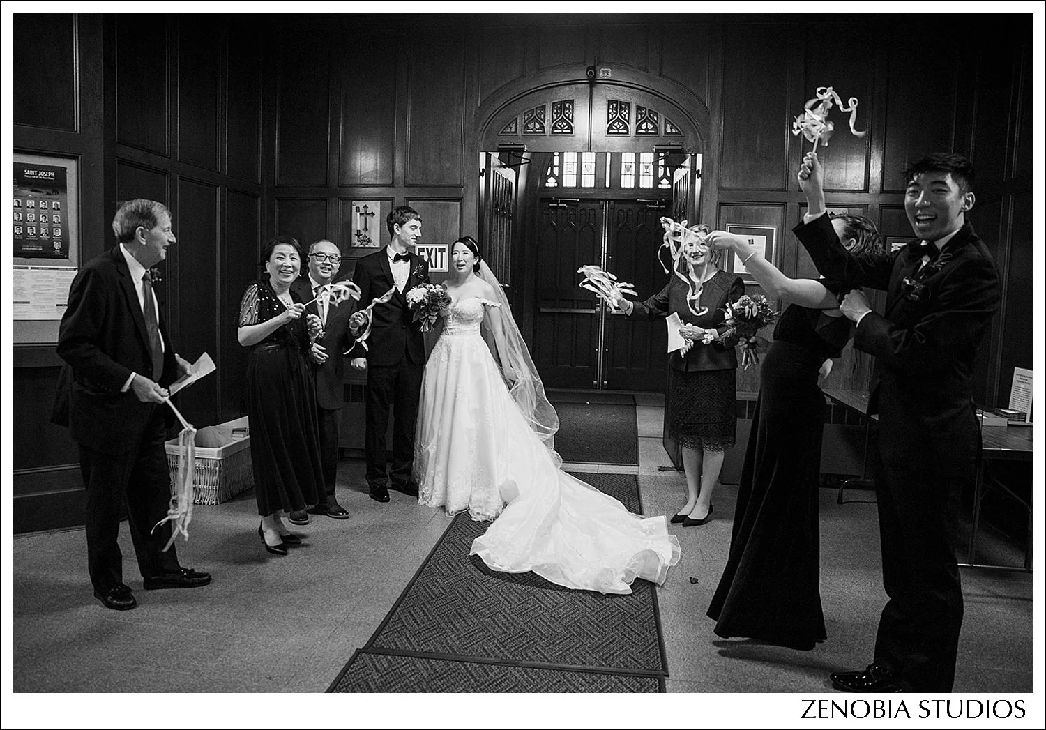 12290708_websize_Weddings-at-the-hope-club-providence.jpg
