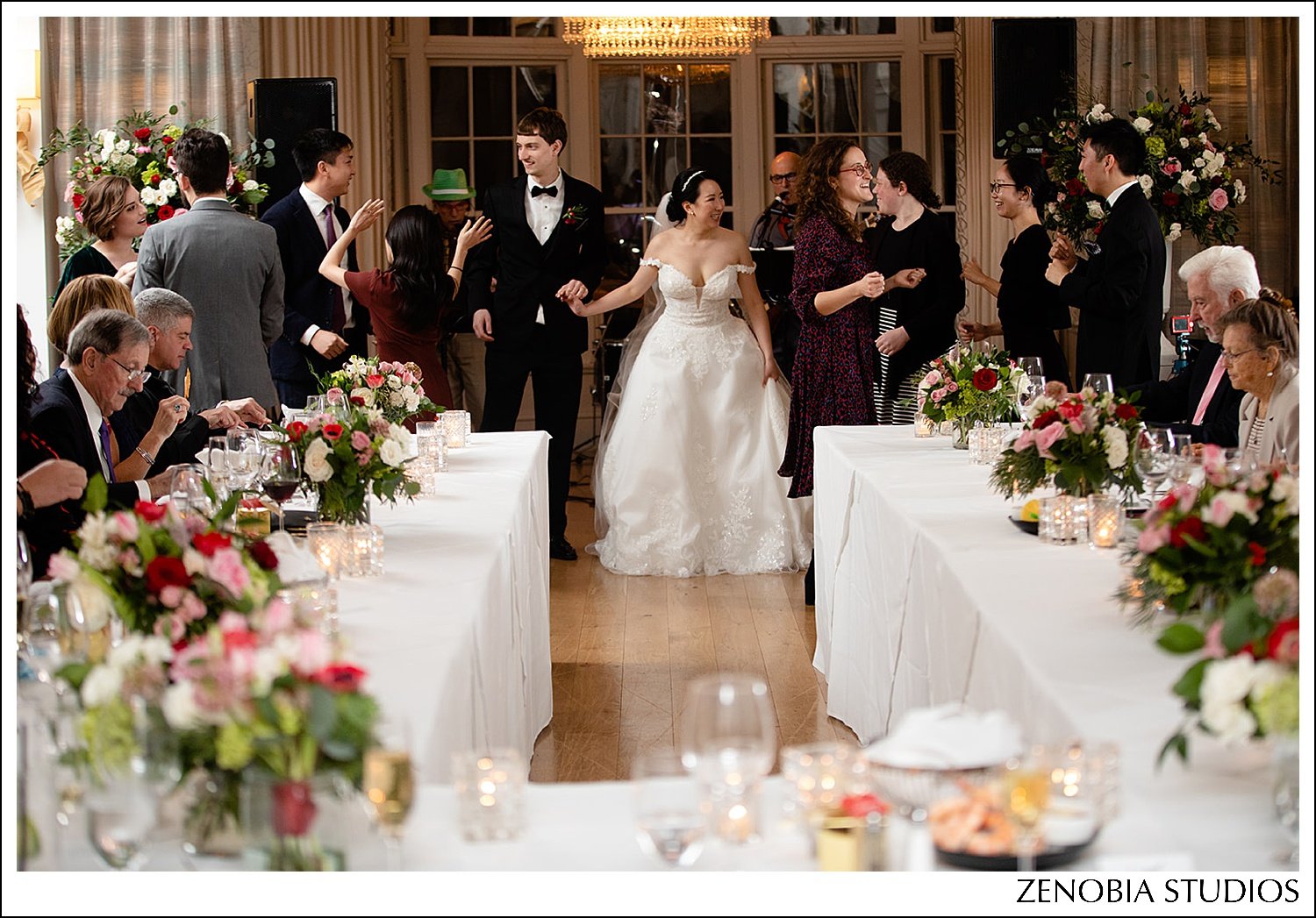 12291317_websize_Weddings-at-the-hope-club-providence.jpg
