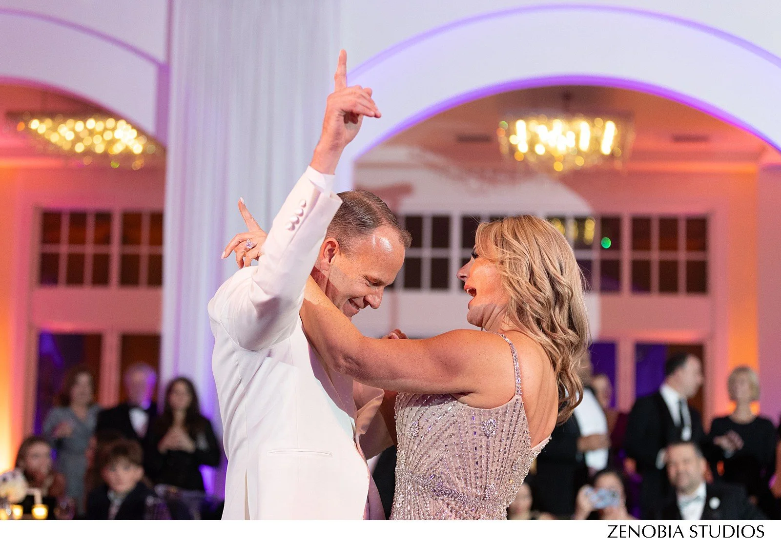 JS311505_BELLE MER WEDDINGS NEWPORT.jpg
