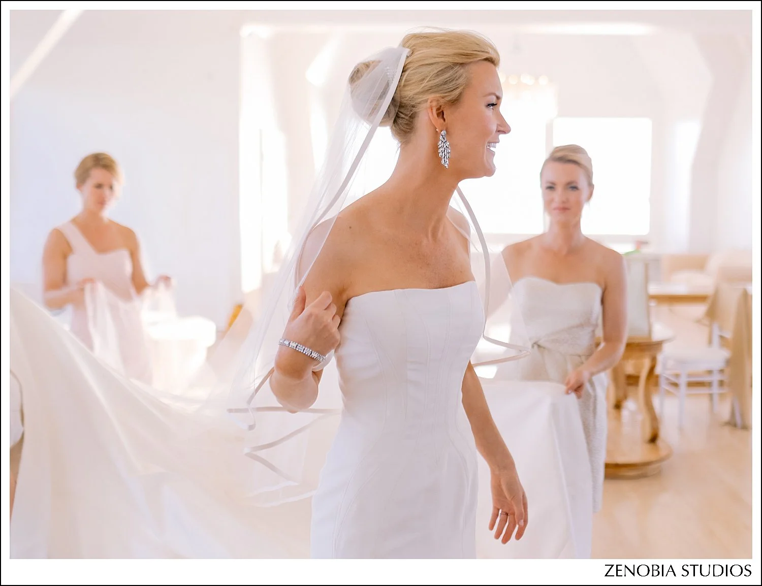 5P8A6497_weddings-at-belle-mer-newport.jpg