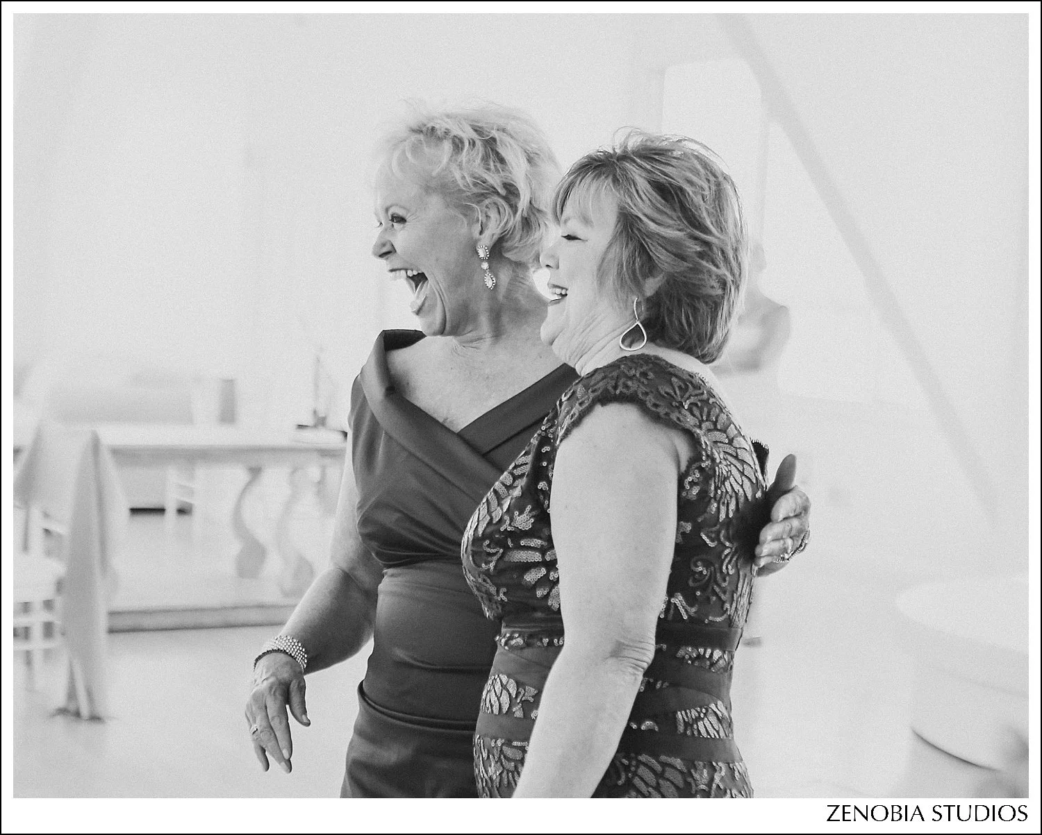 5P8A6500_weddings-at-belle-mer-newport.jpg