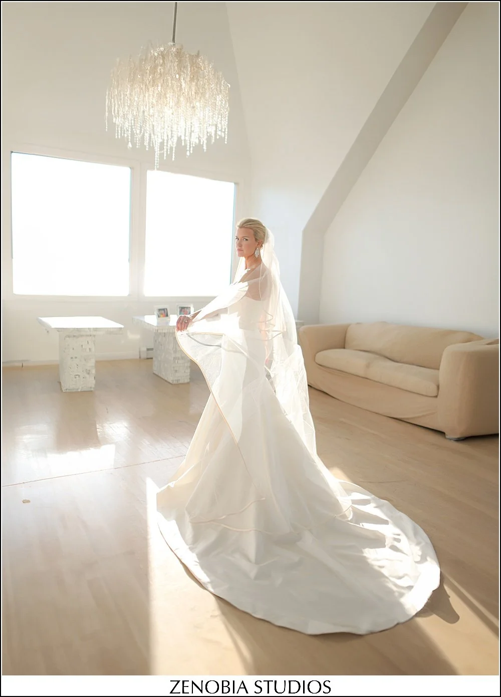 5P8A6518 copy_weddings-at-belle-mer-newport.jpg