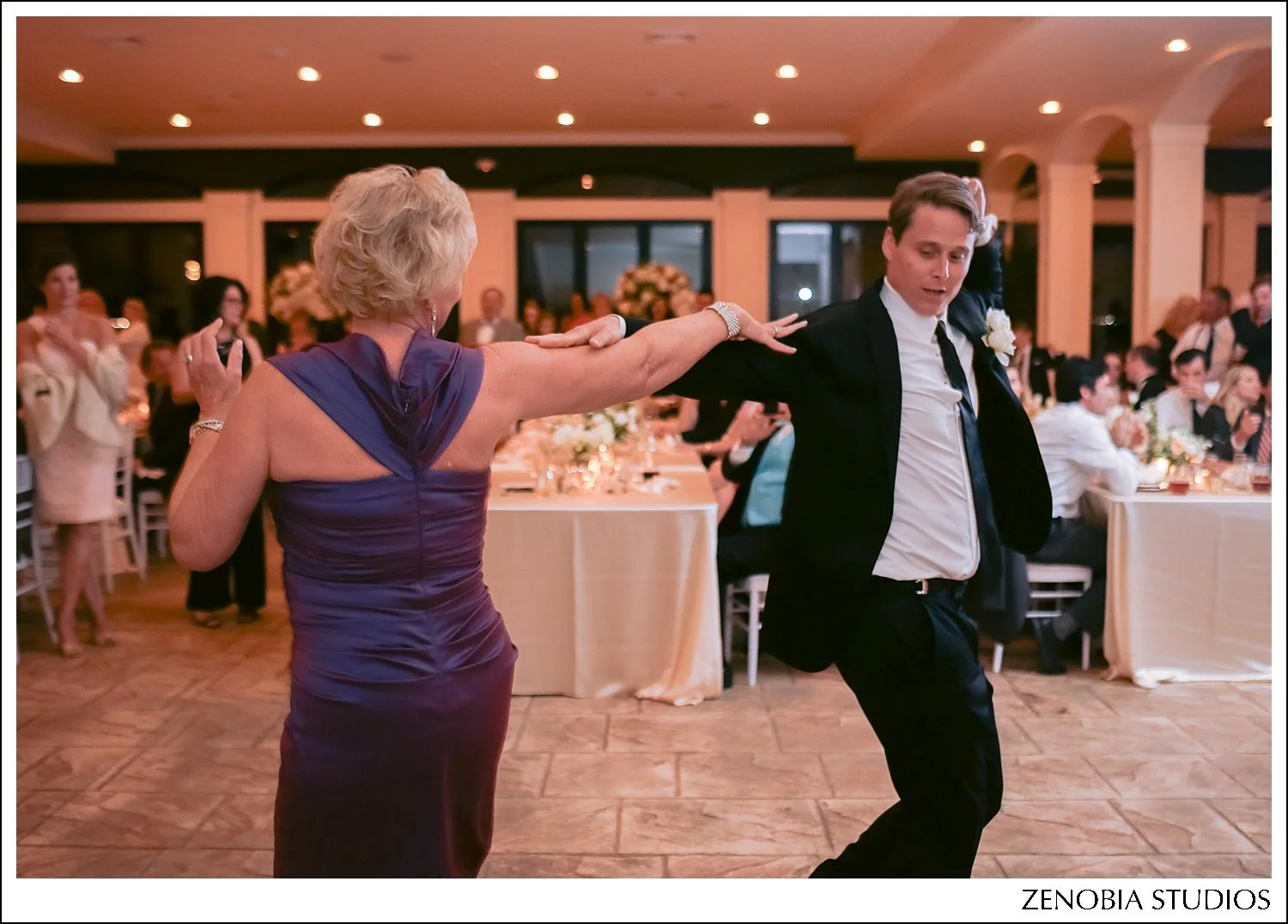 5P8A7287_weddings-at-belle-mer-newport.jpg