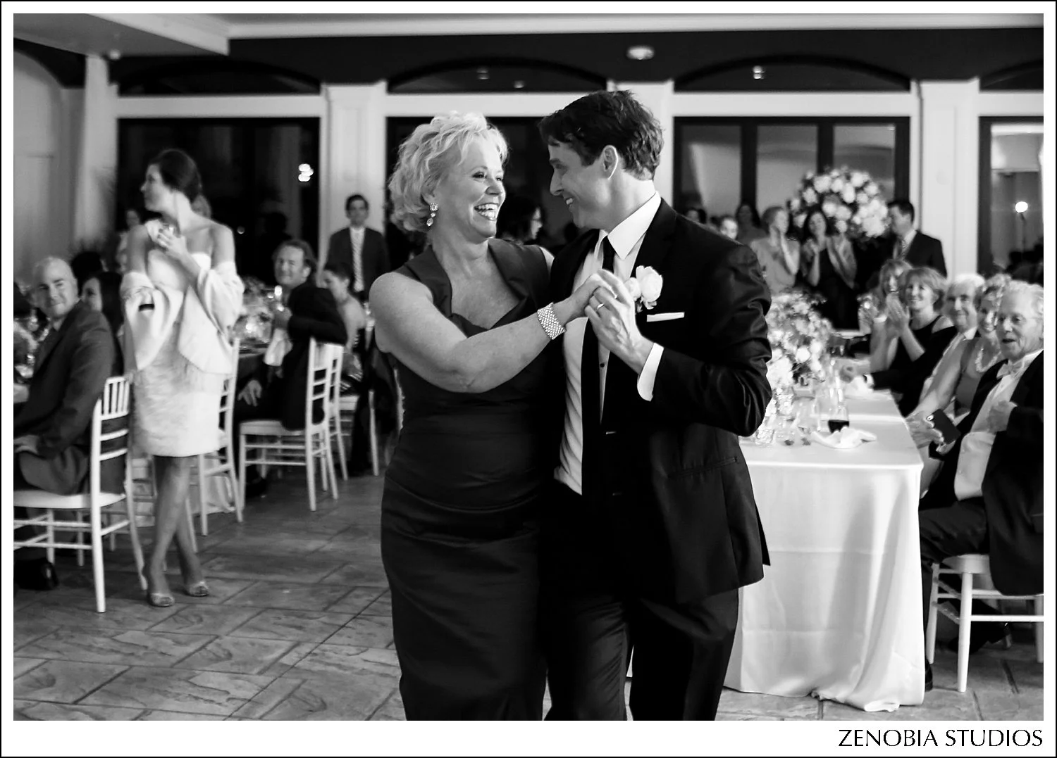 5P8A7305_weddings-at-belle-mer-newport.jpg