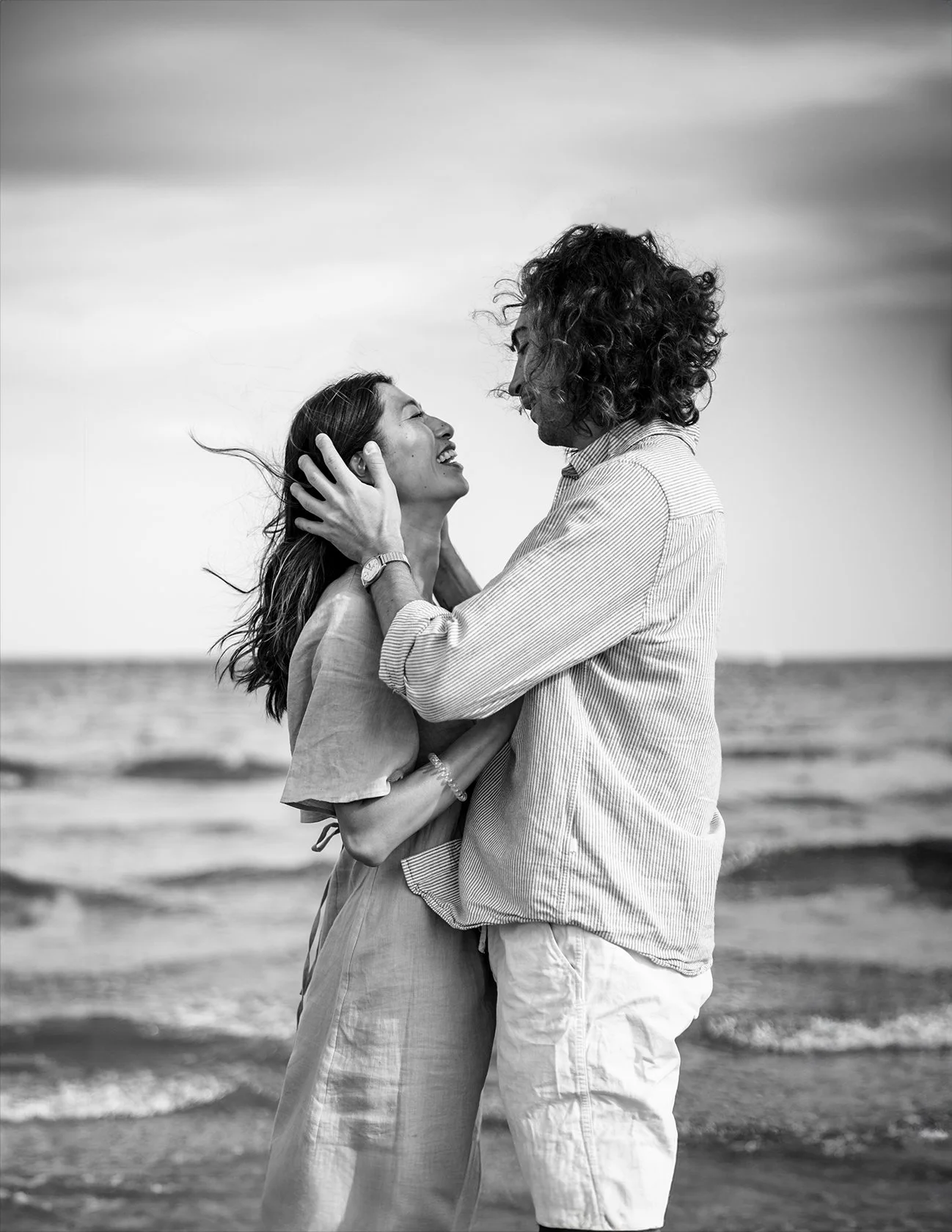 ri-photographers-doing-mini-sessions-in-rhode_island_on_the_beach_-0151 copy.jpg