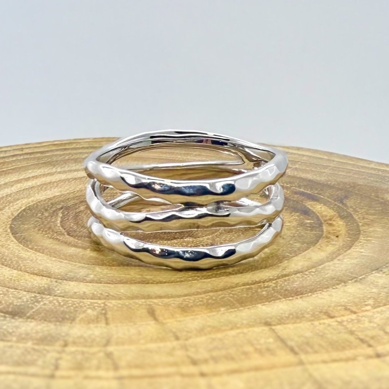 wavy-bands-frequency-ring.jpg