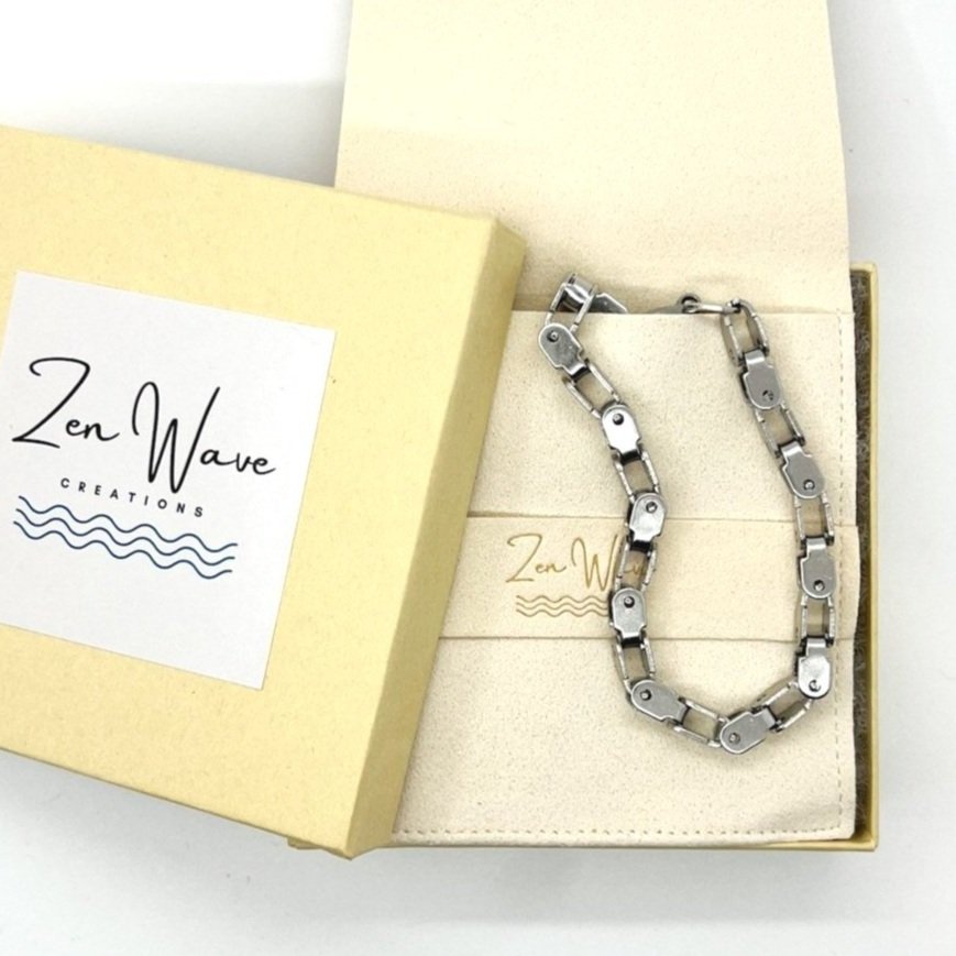 Box Chain Stainless Bracelet - Grounding Jewelry in Zen Wave Box