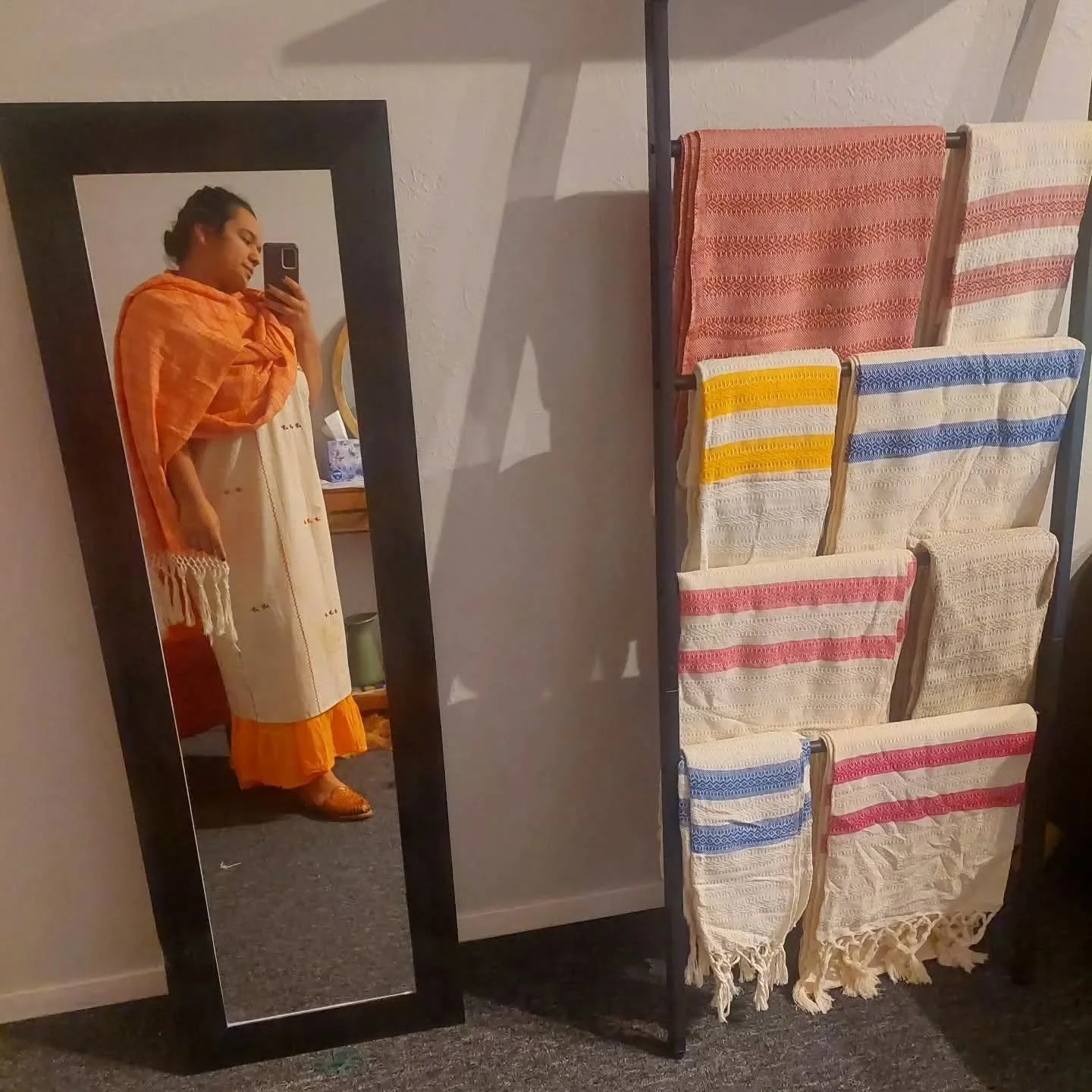 ✨️ What did my grandmothers and great, great grandmothers feel and think when they wore their rebozos? ✨️

Did they feel connected to their abuelas? I often think of these things when I wrap myself up and think of the elders in my family who wore the