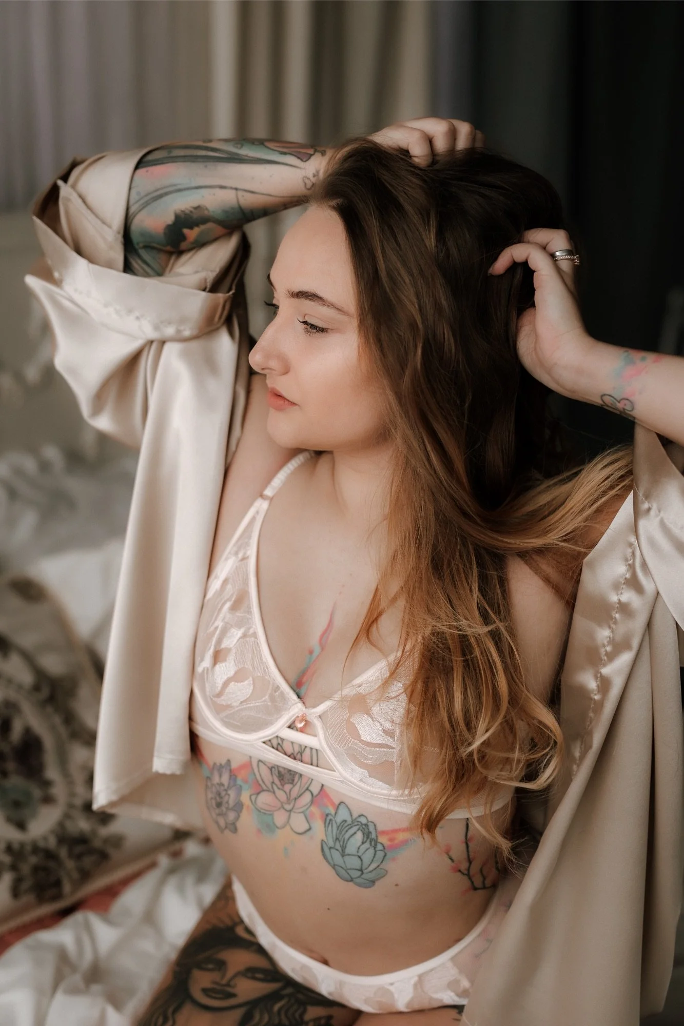 boudoir focení v Olomouci - portrét ženy v krajkovém prádle