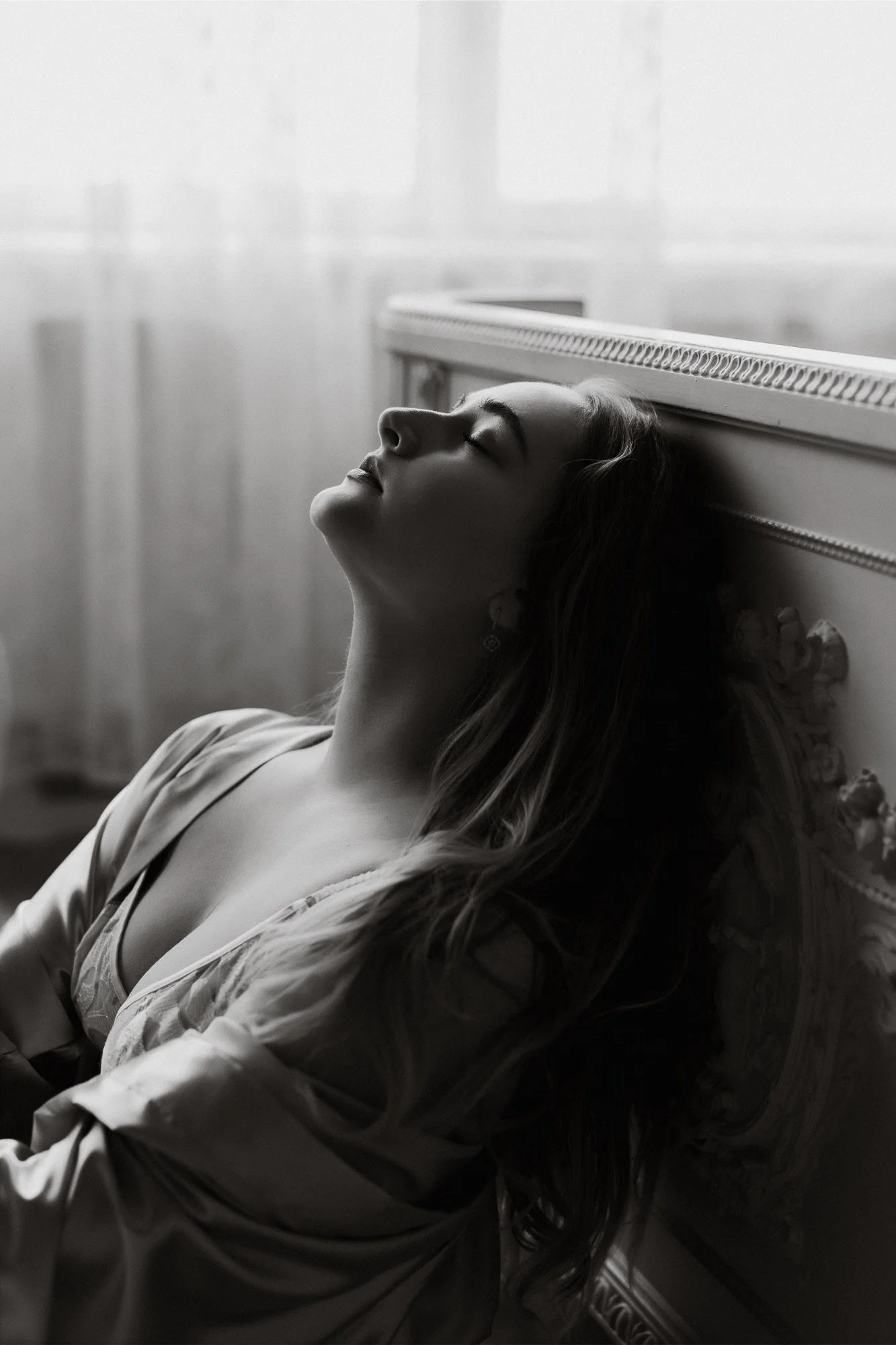 Boudoir fotografka Olomouc - přirozený portrét ženy 