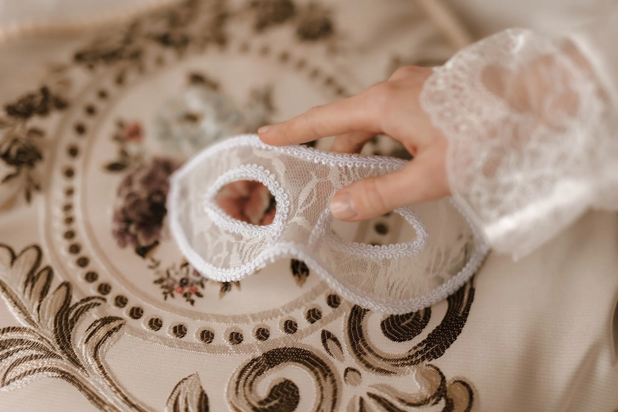 Přirozené boudoir focení ženy