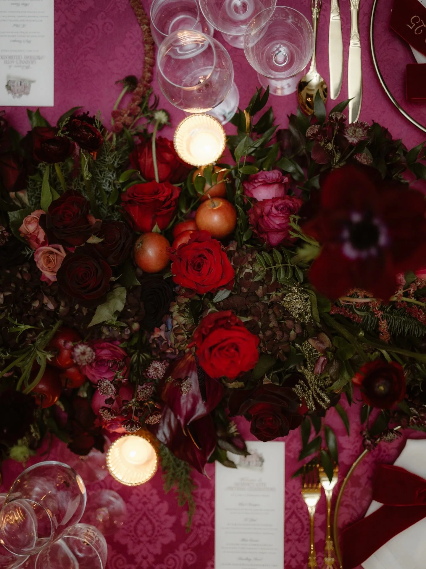 Still one of my favourite red tables ❤️ created alongside Kevin @brackens_of_bowness @langdalechase 
Photography @jonosymonds