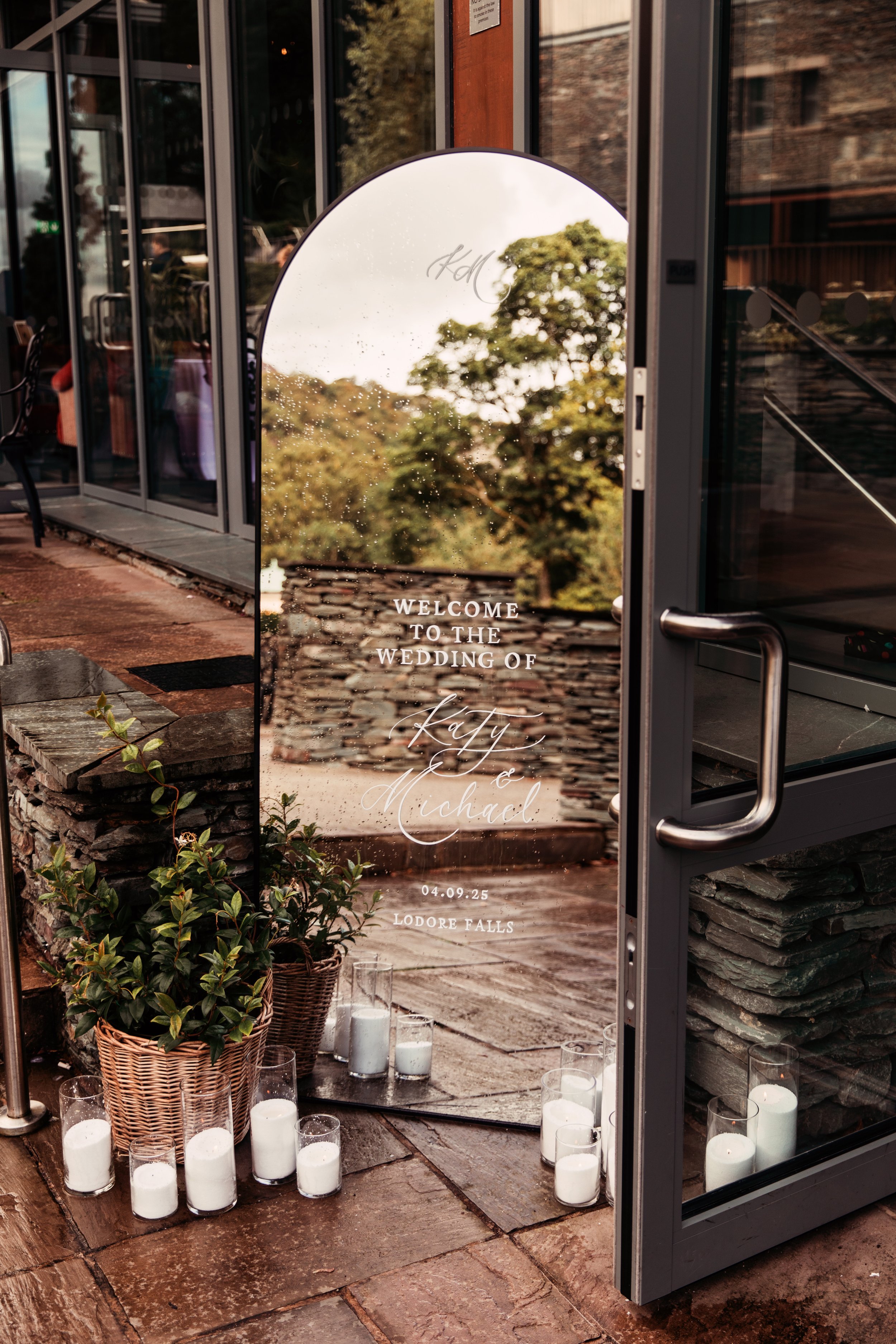 large-black-leaner-mirror-entrance-sign-wedding-event-prop-hire-deborah-maria-styling