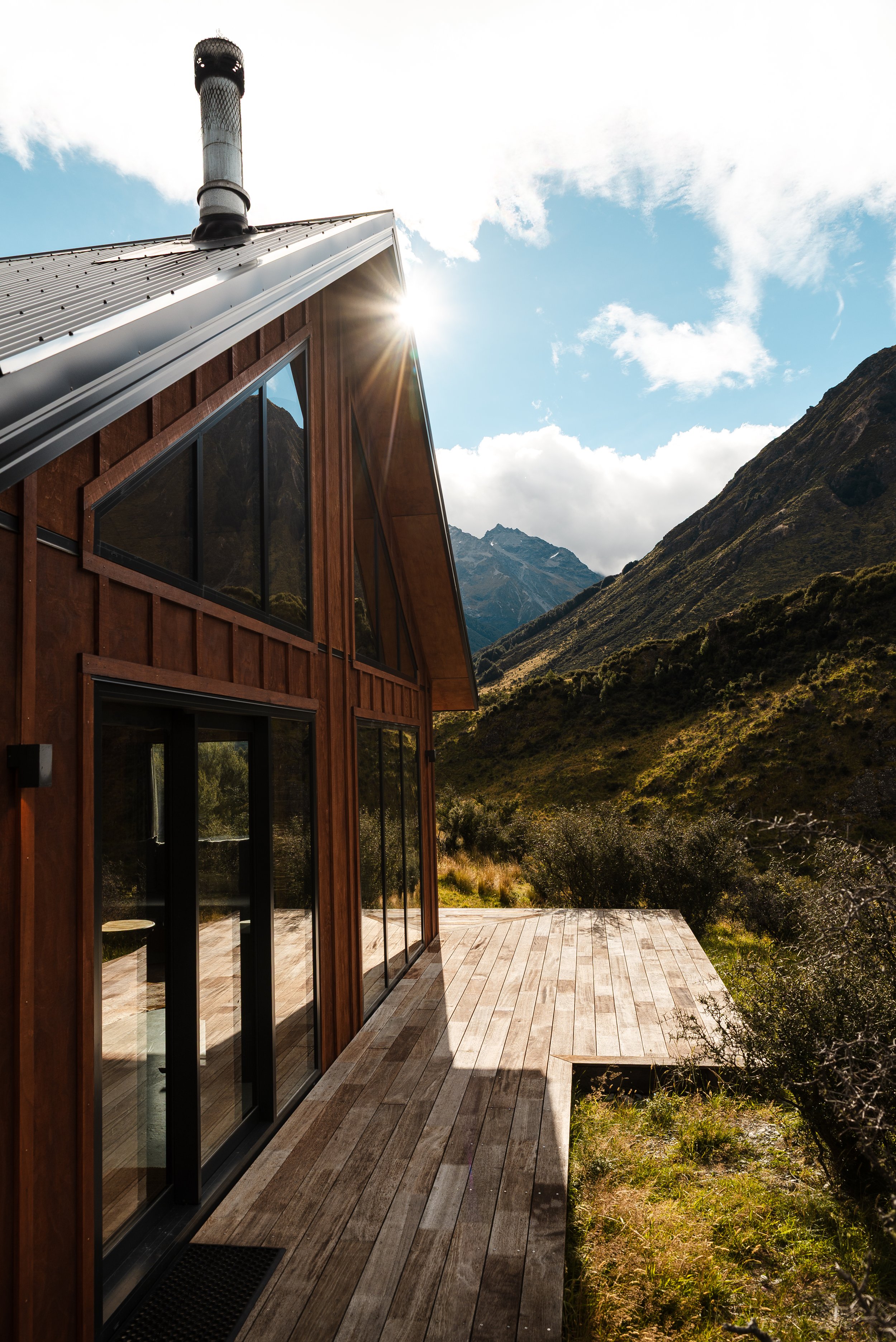 architecture-Templecabins-northpoint-cabin-newzeland-alpinecomfortco-sunshine.jpg