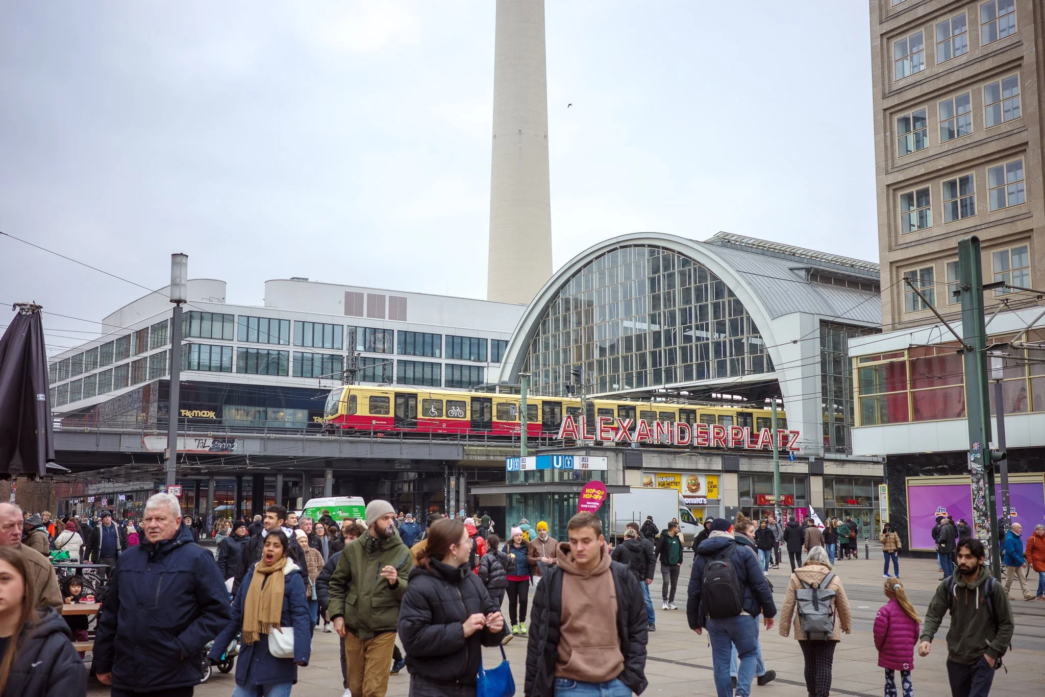 20251214-Berlin-009-sketches.jpg