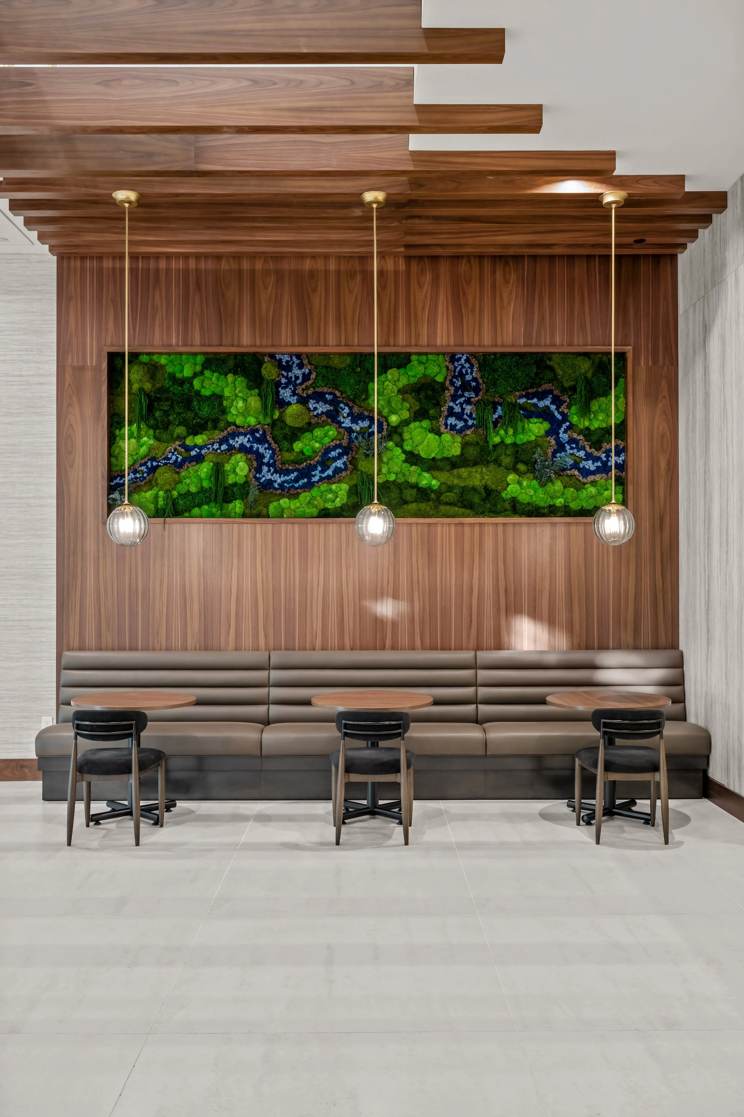 Are Moss Walls Alive? The Truth Behind Preserved Moss Design