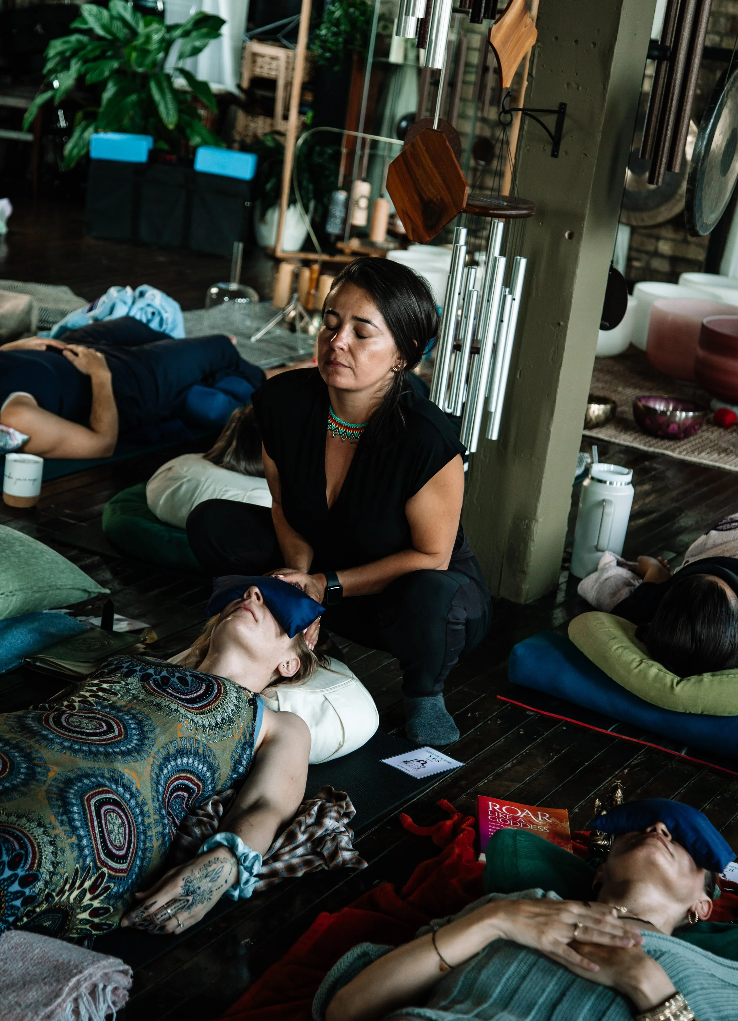 Reiki Sound Bath + Hands-On Healing with Caty and Pau