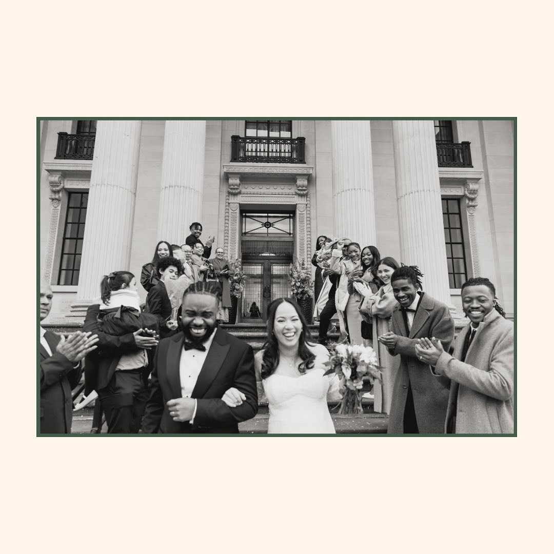 We love a good Marylebone town hall exit 🎉 

#kiiroandkiwi #londonweddingphotographer #sharethelove #femaleweddingphotographer #documentaryphotography #documentaryweddingphotographer #creativesoul #newlyengaged #2025weddingplanning #weddingplanners