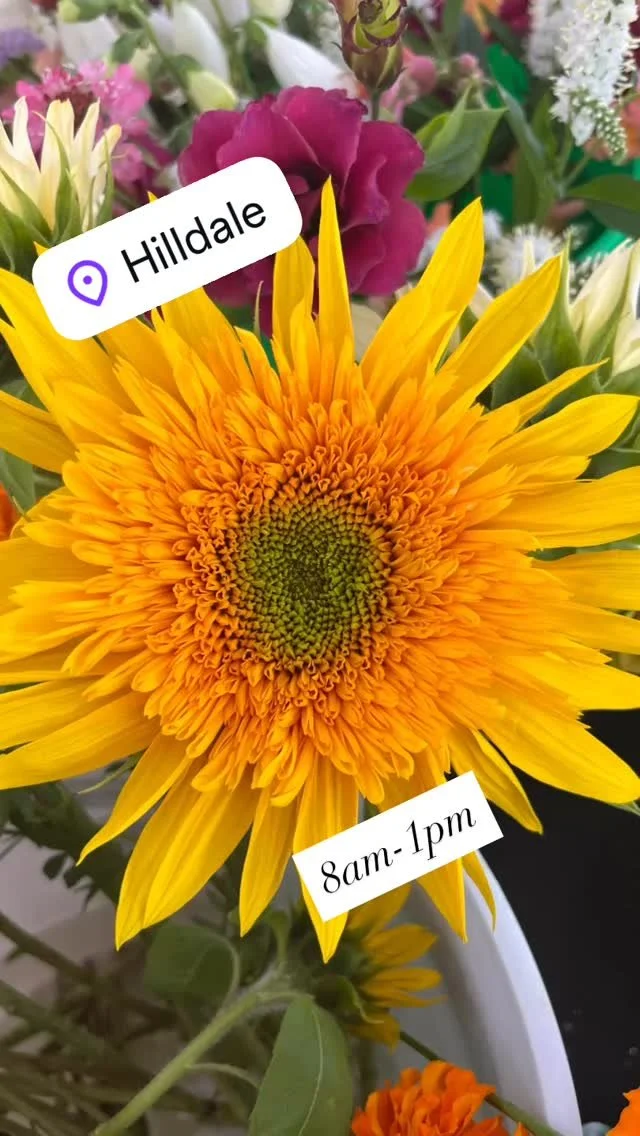 #farmersmarket #madisonwi #localflowers #sunisout