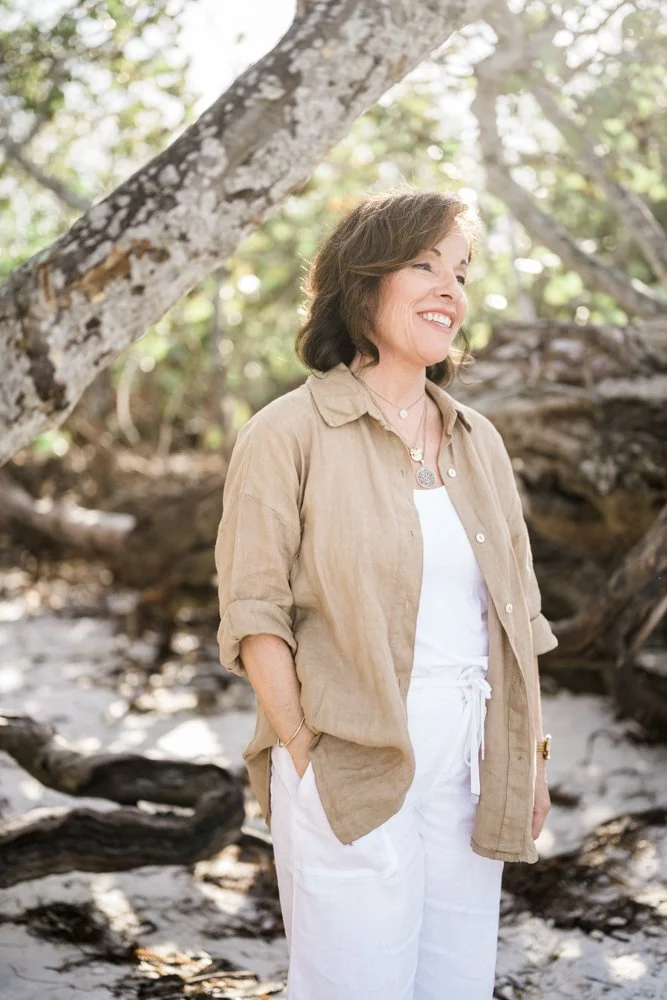Such a beautiful morning with Helena! We spent the morning in nature laughing, talking, connecting, and capturing photos that feel like her. Relaxed and joy-filled headshot photography in Sarasota, Florida with Kristine Casart.