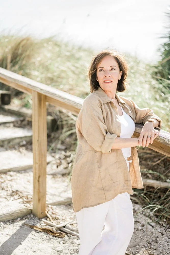 A joyful portrait of Helena from our morning together in Sarasota, where we talked, laughed, wandered, and let the photos happen naturally.