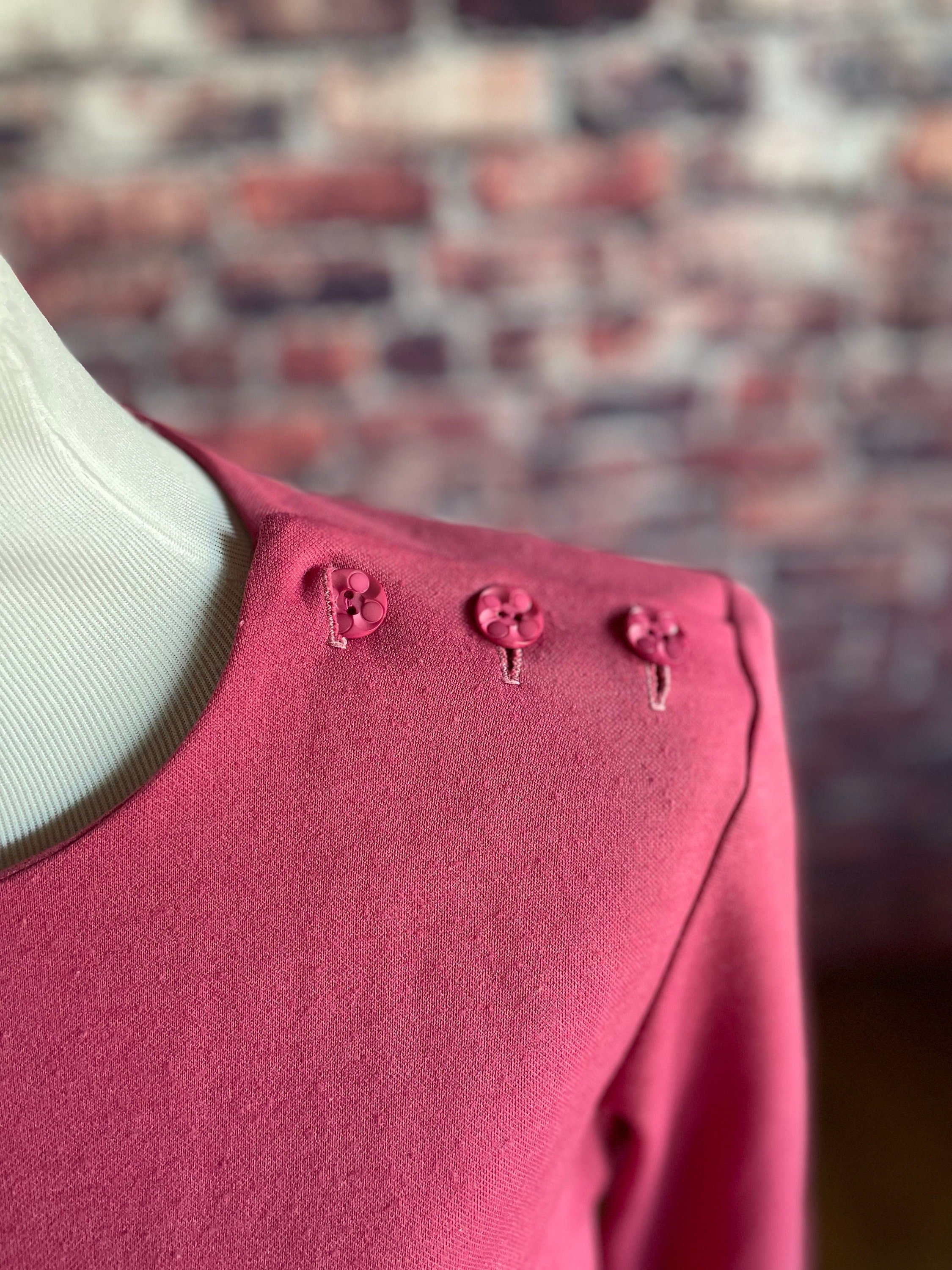 https://i.etsystatic.com/8563697/r/il/c3502c/5862096143/il_fullxfull.5862096143_np8c.jpg