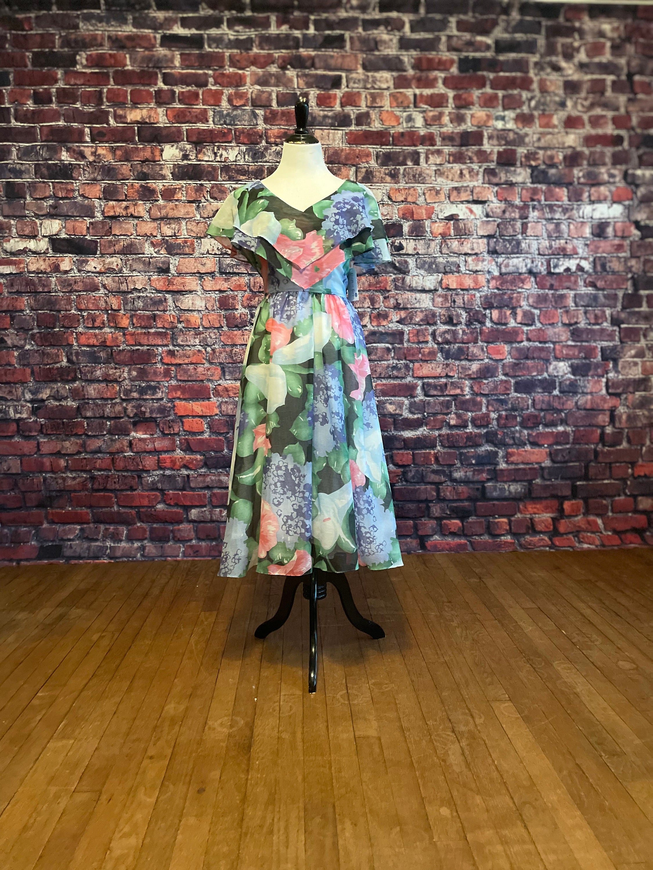 https://i.etsystatic.com/8563697/r/il/9f8b7f/3922056076/il_fullxfull.3922056076_s8ay.jpg