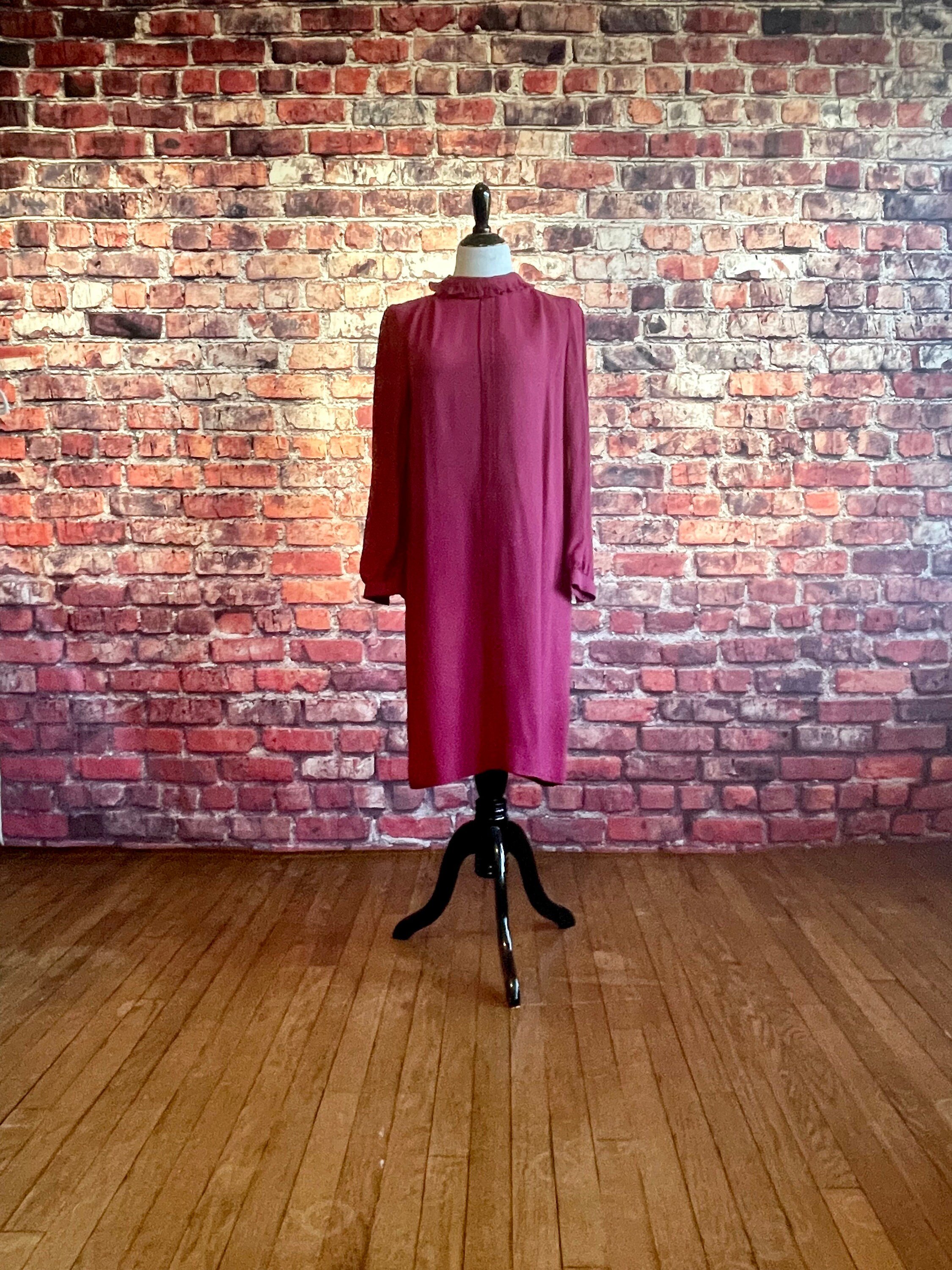https://i.etsystatic.com/8563697/r/il/d384e0/4618702903/il_fullxfull.4618702903_8ed7.jpg