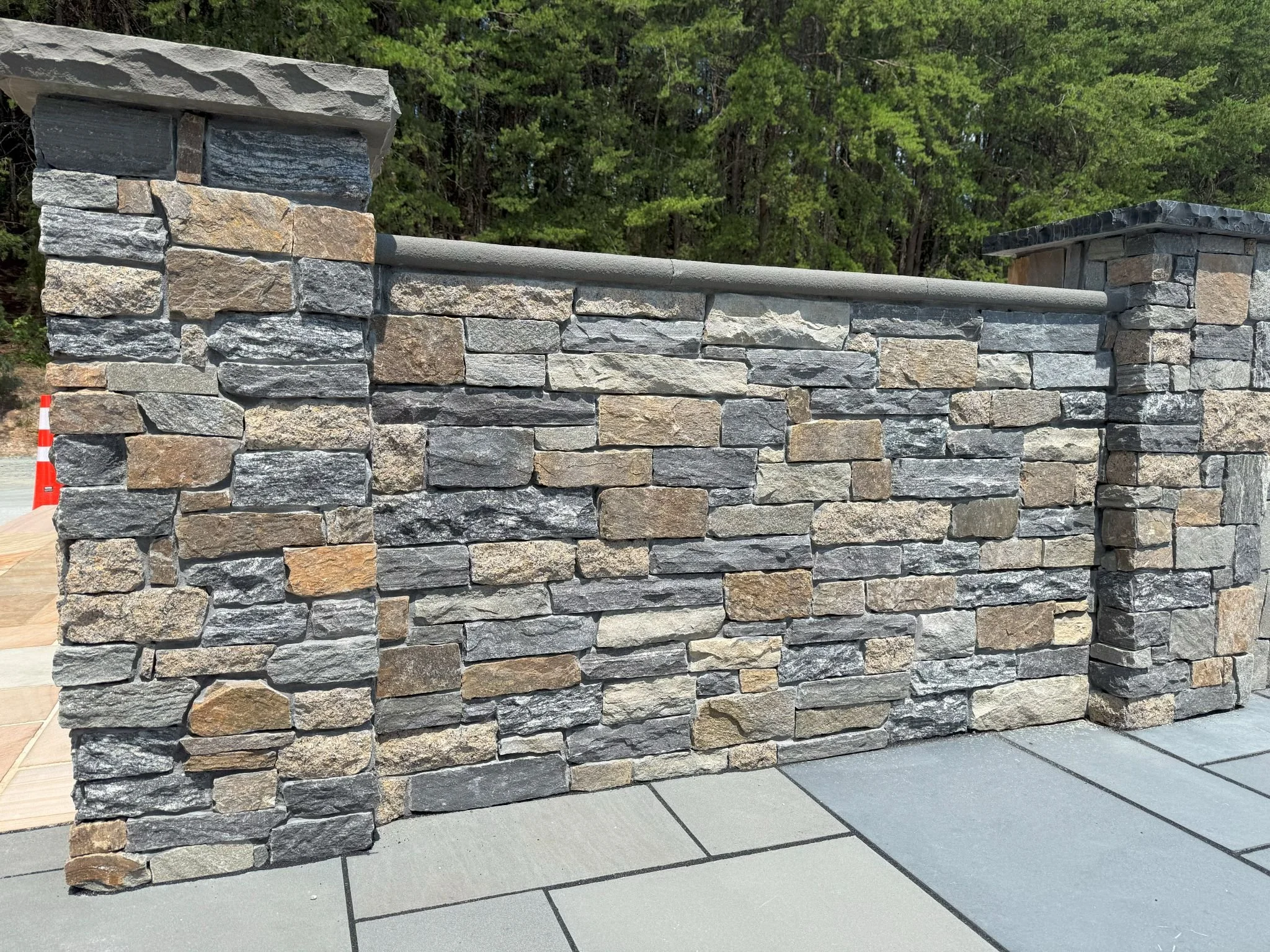 Lexington Ledgestone