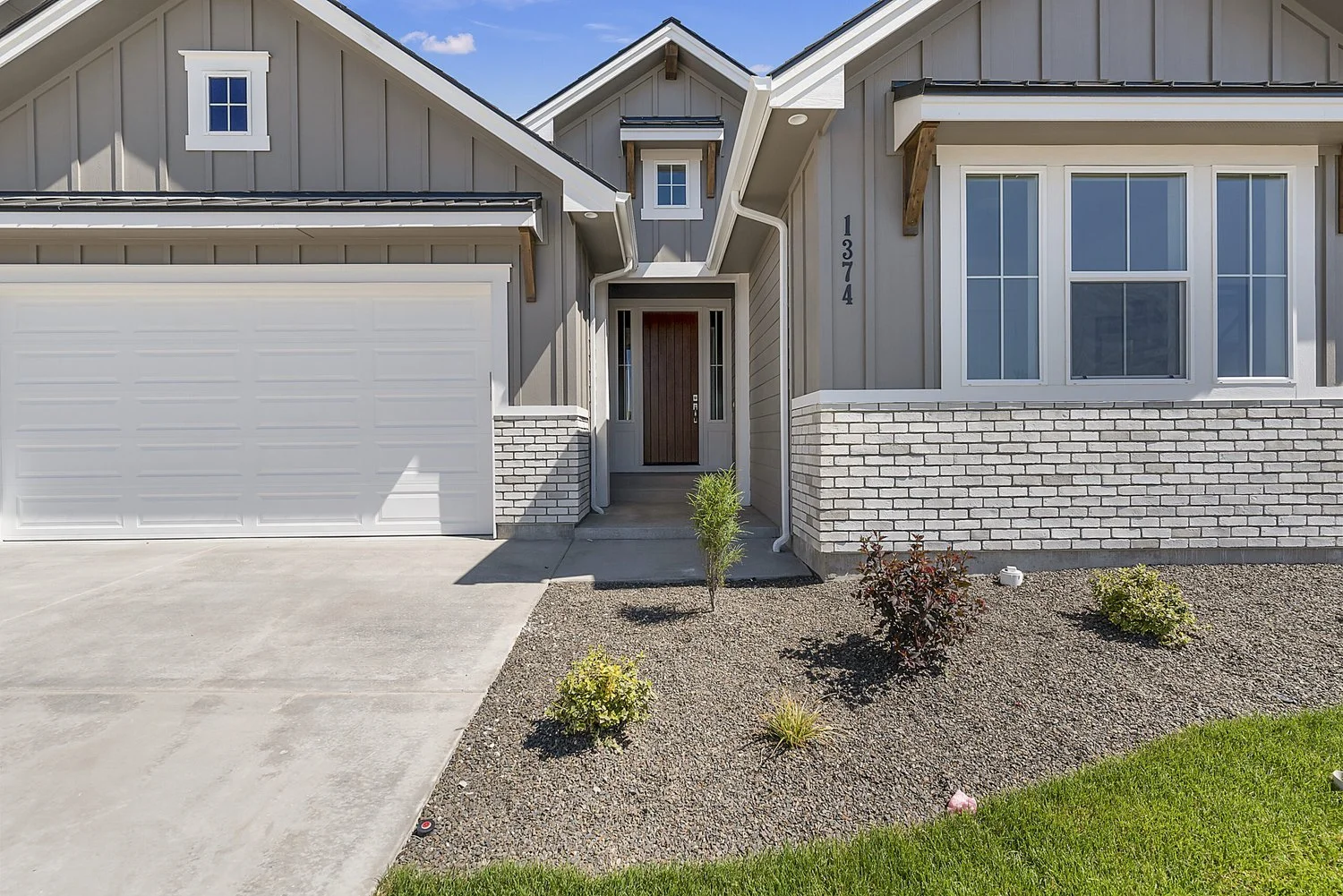 Chalk Dust Tundra Brick