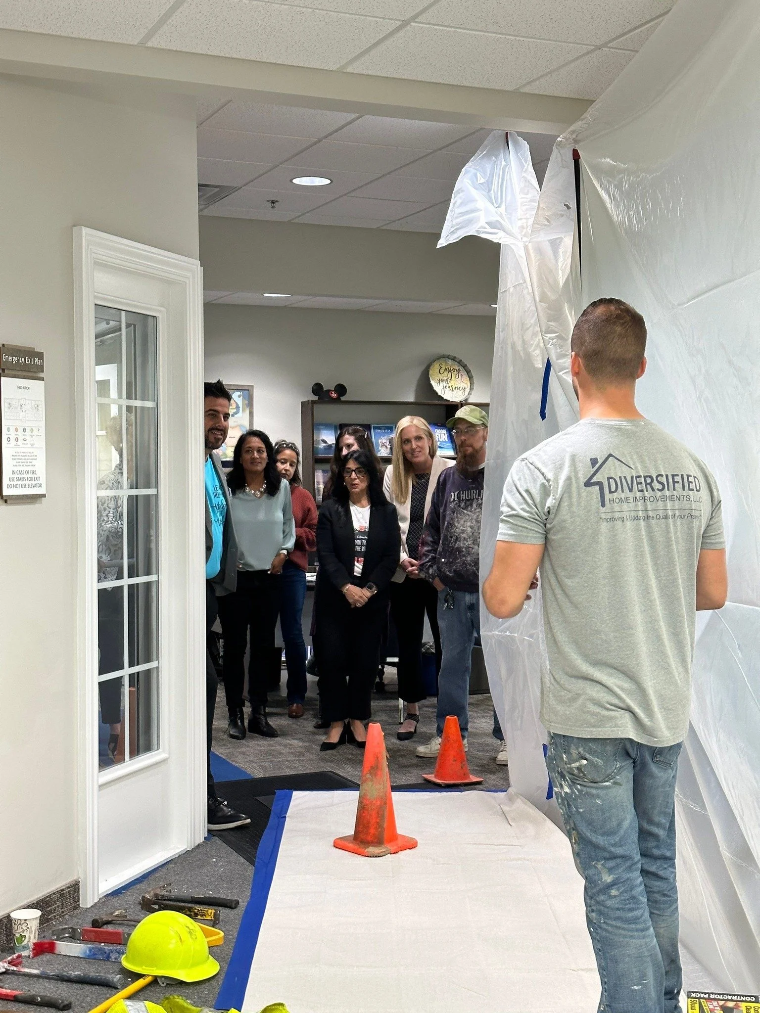 Dilan Pagrabs talking to employees in Brunswick, OH