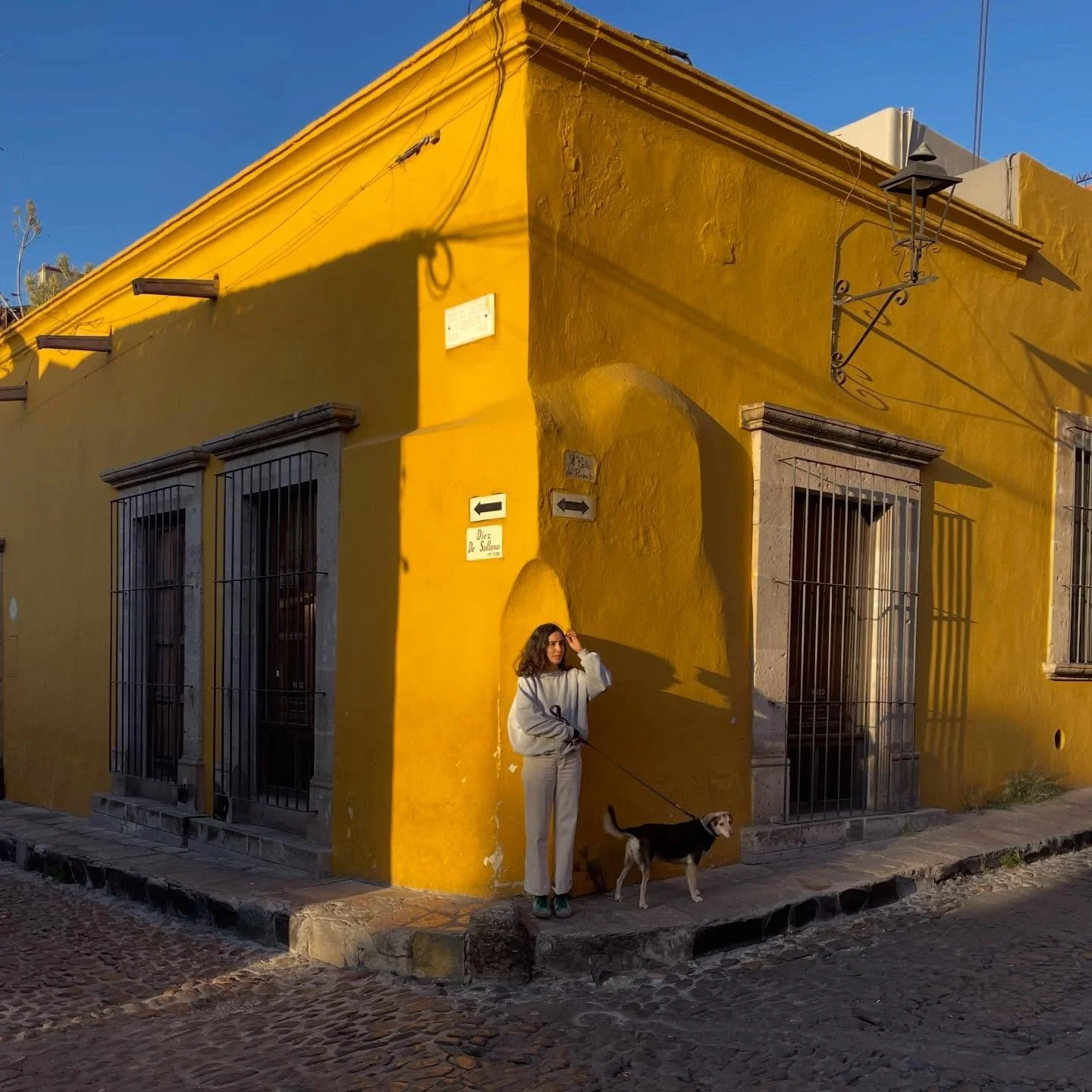 &iquest;qu&eacute; historias debo de contar, si lo &uacute;nico que hago es caminar en san miguel?

ya cumplimos 3 a&ntilde;os andando por estas calles.