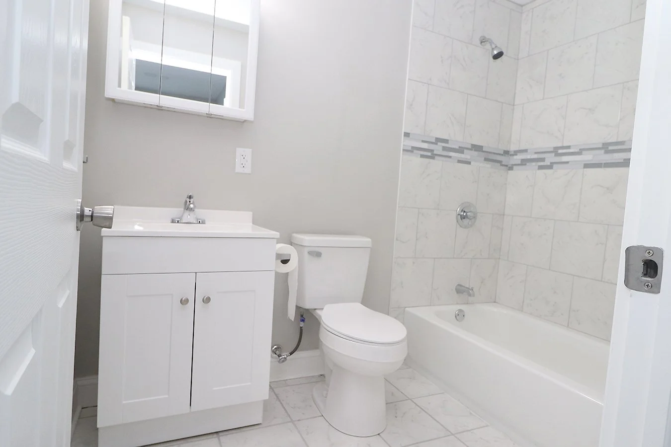 fullbath.jpg