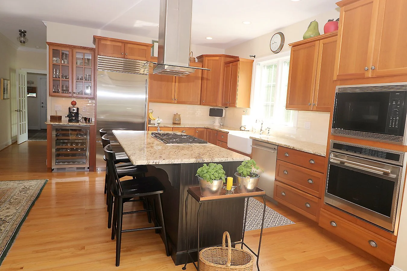 kitchen2.jpg