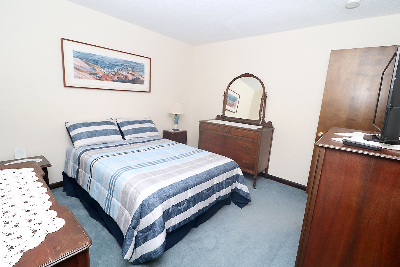 bedroomthree1.jpg