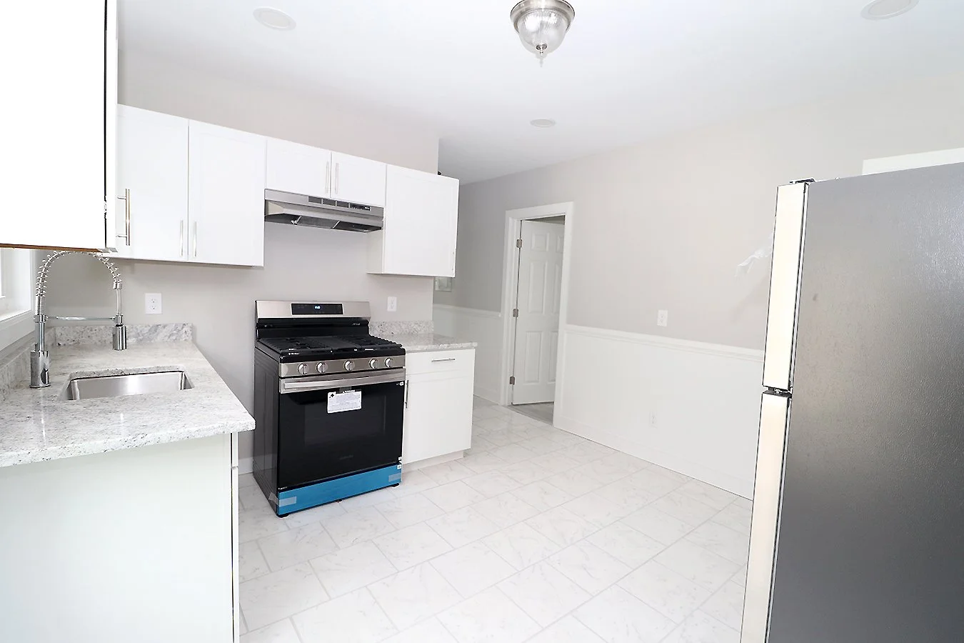 kitchen2.jpg