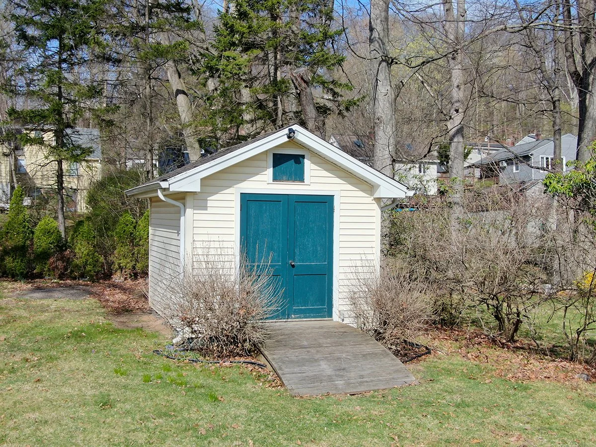 yard3.jpg
