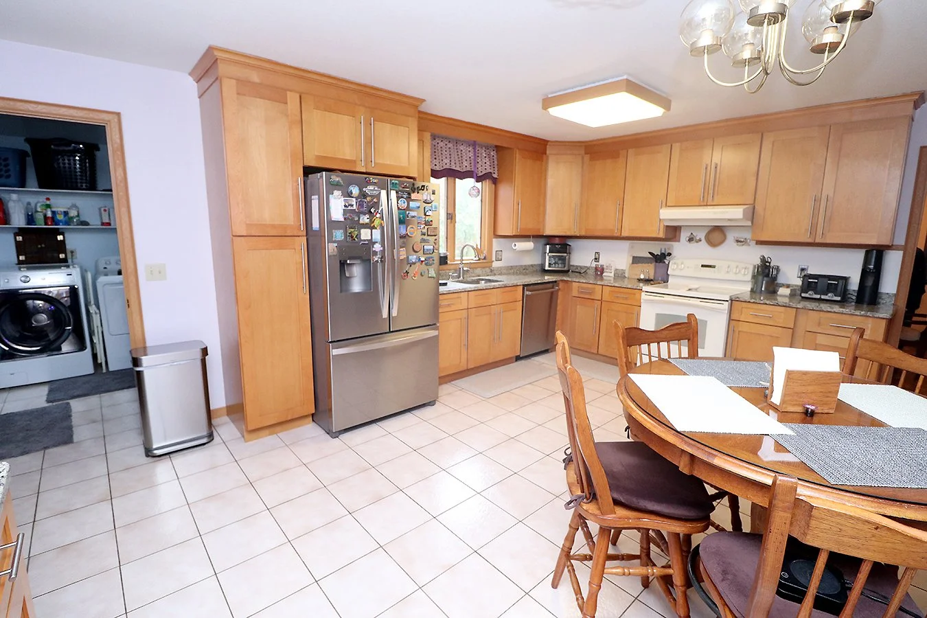kitchen3.jpg
