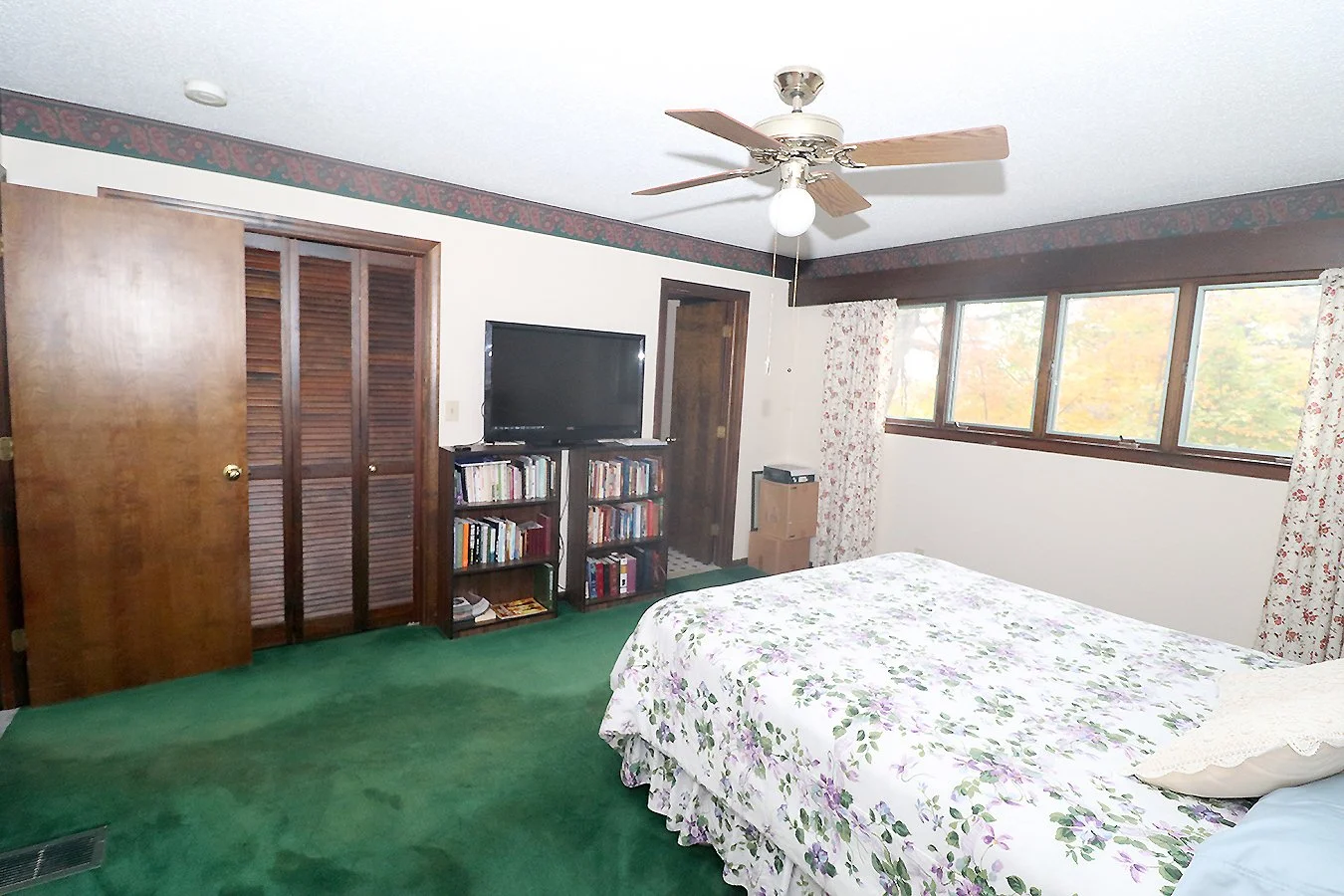 bedroomtwo2.jpg
