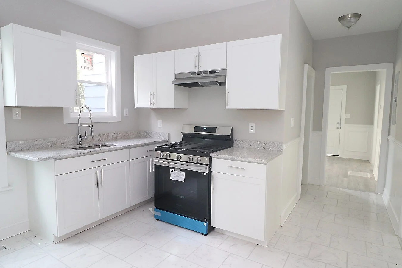 kitchen1.jpg