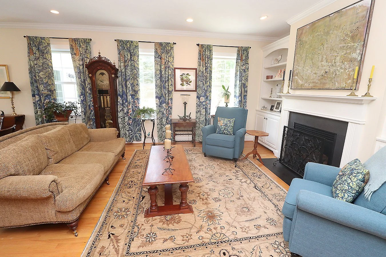 livingroom3.jpg