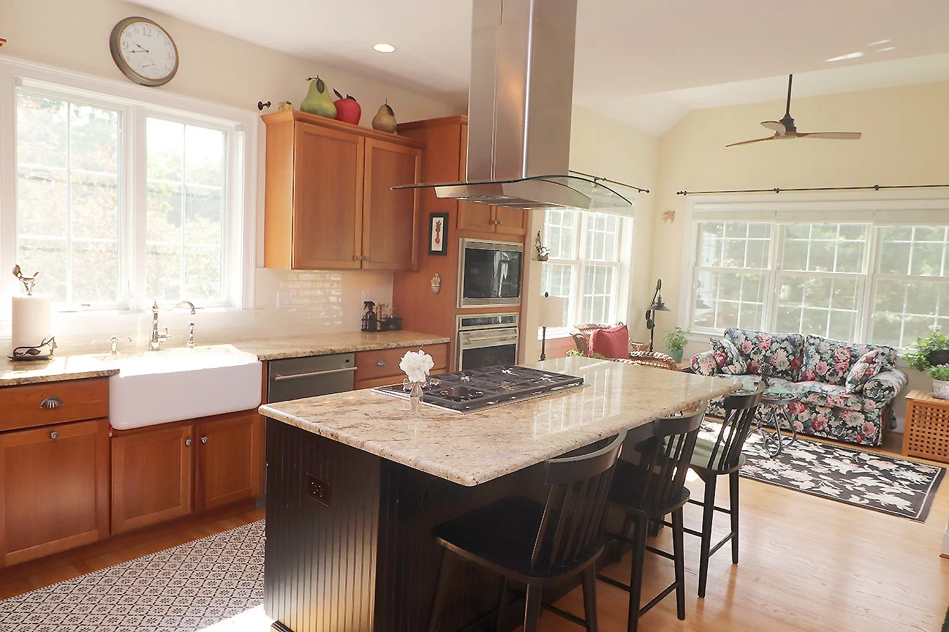 kitchen3.jpg