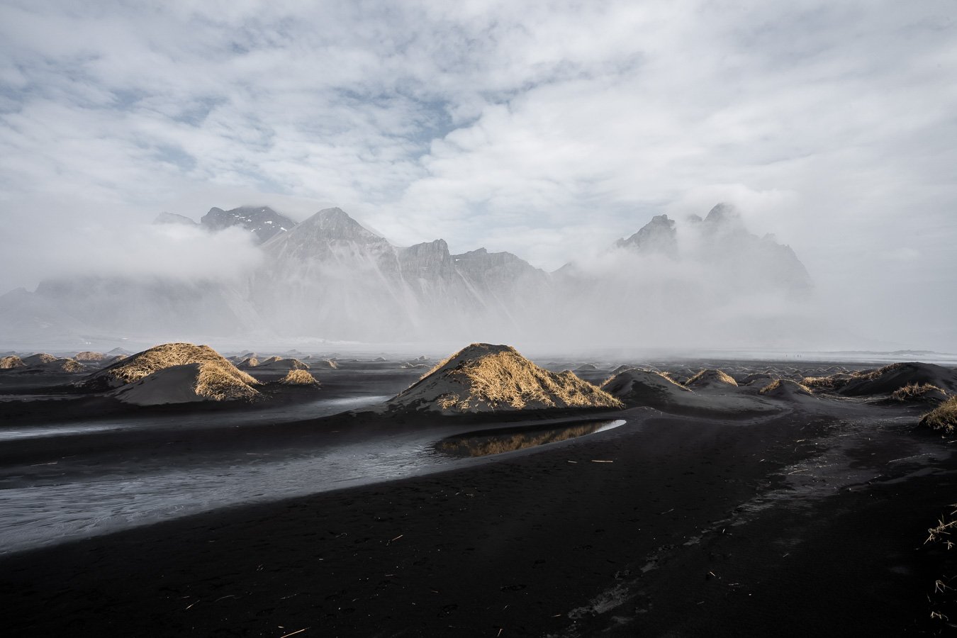  Weather conditions, however, can quickly change and obscure its beauty, making clear views a challenge. 